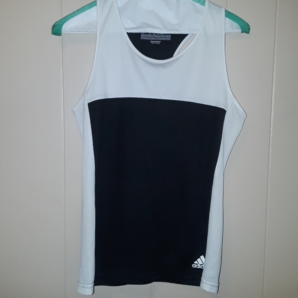Adidas Tank size Med